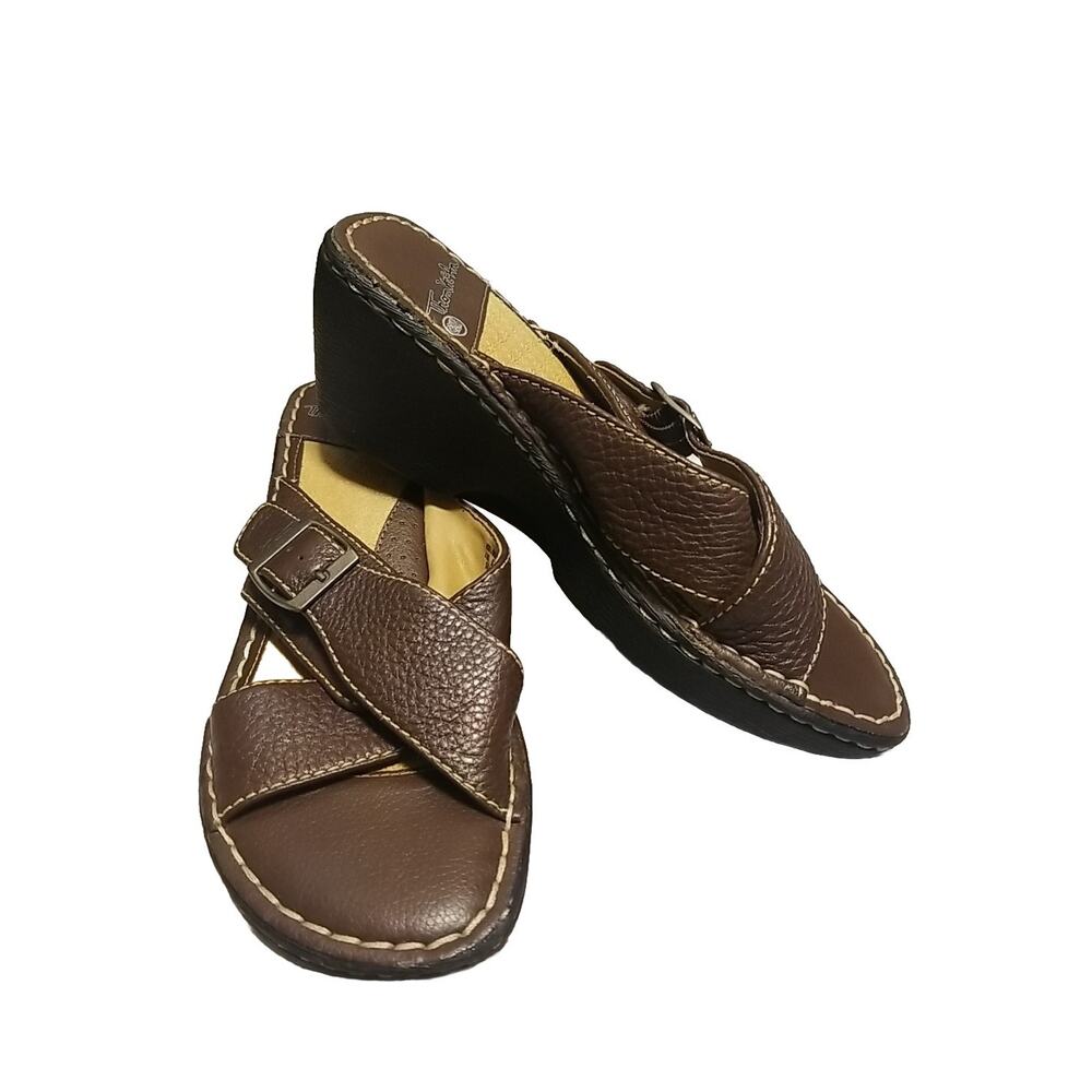 Thom McAn Woman's Sandals Wedge Heel Brown Leather Slide on size 8-1/2 W